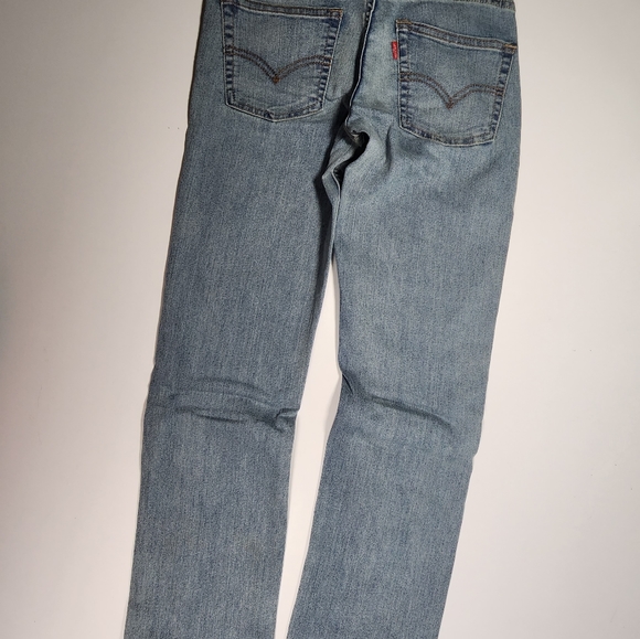 Levi's - Picture 3 of 6